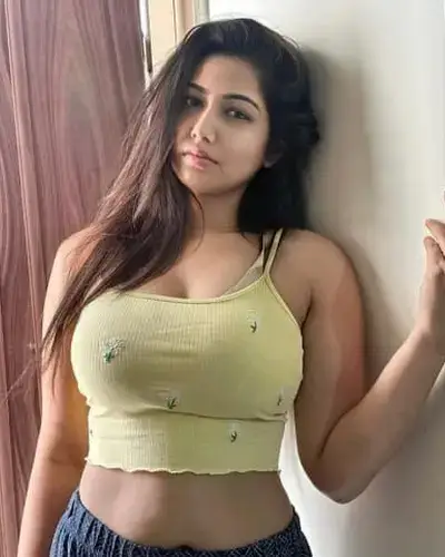 Escorts Sawombung